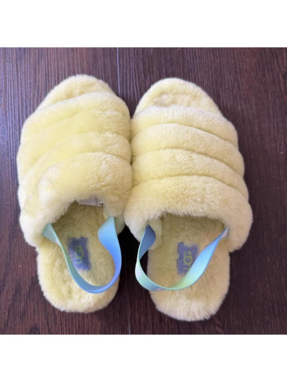 UGG Women's Yellow Slipper